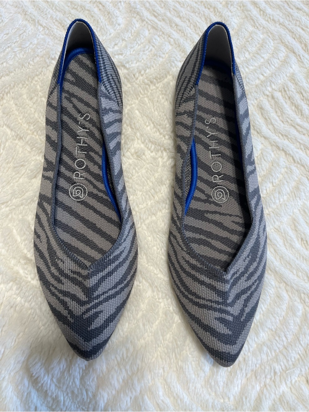 Rothy’s The Point Flats Size 7.5 Gray Zebra Animal Print Washable Knit Shoes